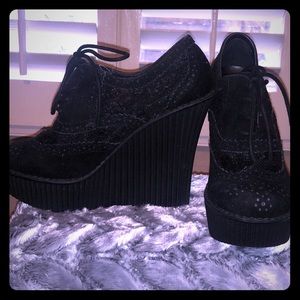 Demonia lace wedge creepers